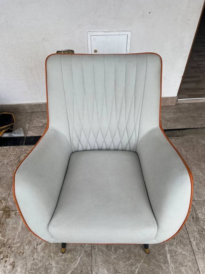 Upholstery cleaning